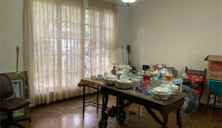 Casa de Vila à venda com 3 quartos, sendo 1 suíte,  em Brooklin Paulista, São Paulo, SP