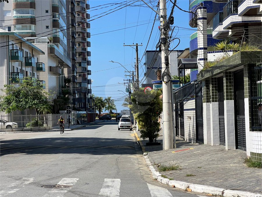 Apartamento à venda com 1 quarto em Guilhermina, Praia Grande, SP