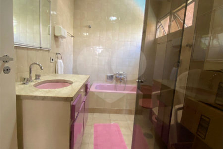 Apartamento à venda com 3 quartos, sendo 1 suíte, em Itaim Bibi, São Paulo, SP