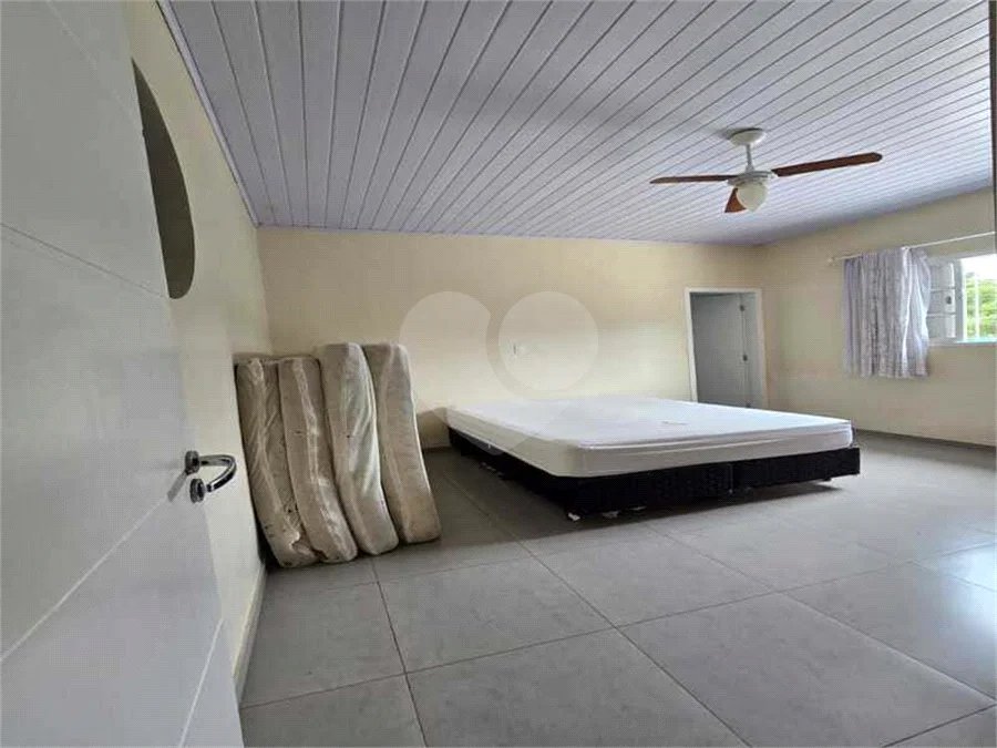 Sítio à venda com 5 quartos, sendo 2 suítes,  em Marmeleiro, São Roque, SP
