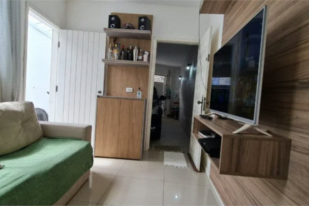 Casa à venda com 2 quartos, sendo 1 suíte, em Vila Romana, São Paulo, SP