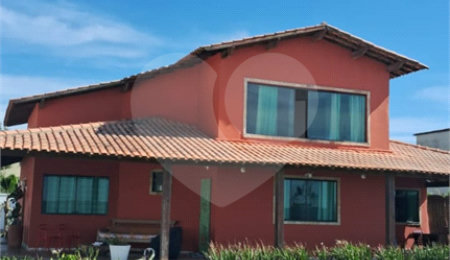 Casa à venda com 5 quartos, sendo 2 suítes,  em Long Beach (tamoios), Cabo Frio, RJ