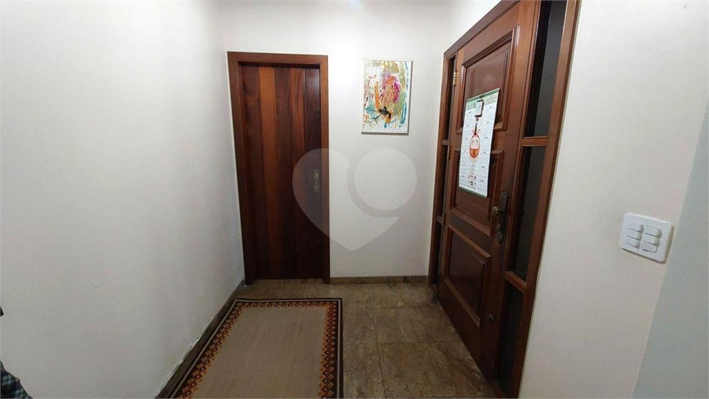 Casa à venda com 6 quartos, sendo 3 suítes, em Jardim Brasil (zona Sul), São Paulo, SP