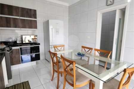Casa à venda com 4 quartos, sendo 2 suítes, no condomínio Ibiti Royal Park, Sorocaba - SP
