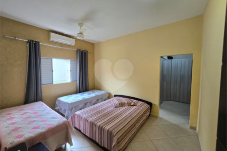 Chácara à venda com 3 quartos, sendo 1 suíte, em Cercadinho, Alambari, SP