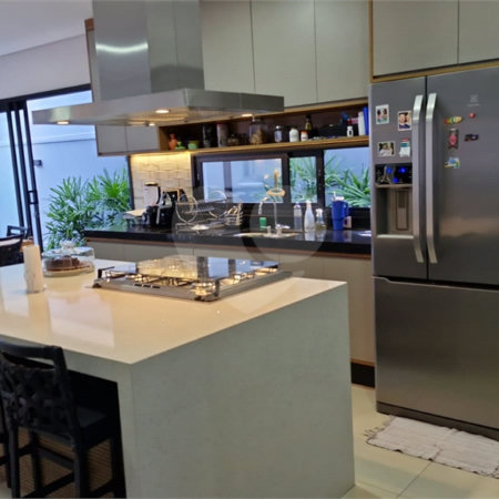 Casa à venda com 4 suítes no condomínio Quinta das Laranjeiras, Araraquara - SP