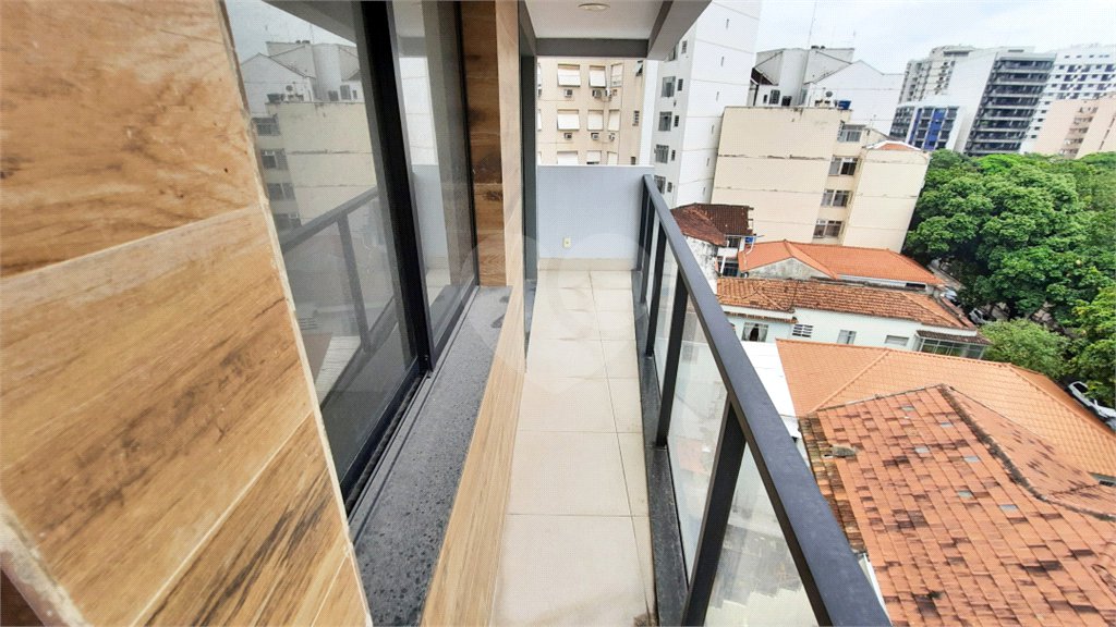 Cobertura à venda com 2 quartos, sendo 1 suíte,  em Tijuca, Rio de Janeiro, RJ
