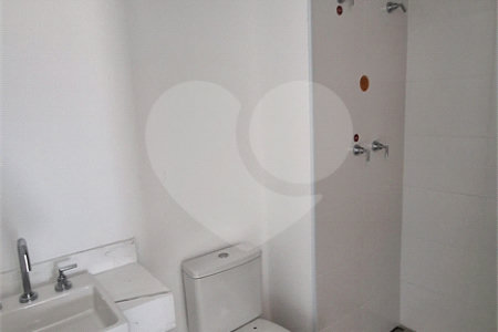 Apartamento à venda com 3 suítes em Vila Romana, São Paulo, SP