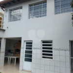 Casa à venda com 4 quartos, sendo 2 suítes, em Vila Petrópolis, Atibaia, SP