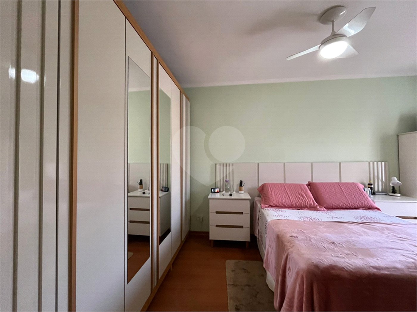 Casa à venda com 4 quartos, sendo 1 suíte, em Vila Maria Alta, São Paulo, SP