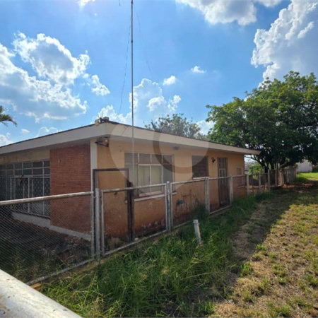 Casa à venda com 4 quartos em Vila Xavier (vila Xavier), Araraquara, SP