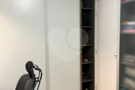 Casa à venda com 3 quartos, sendo 1 suíte, no condomínio Villas de São Francisco, São Paulo - SP