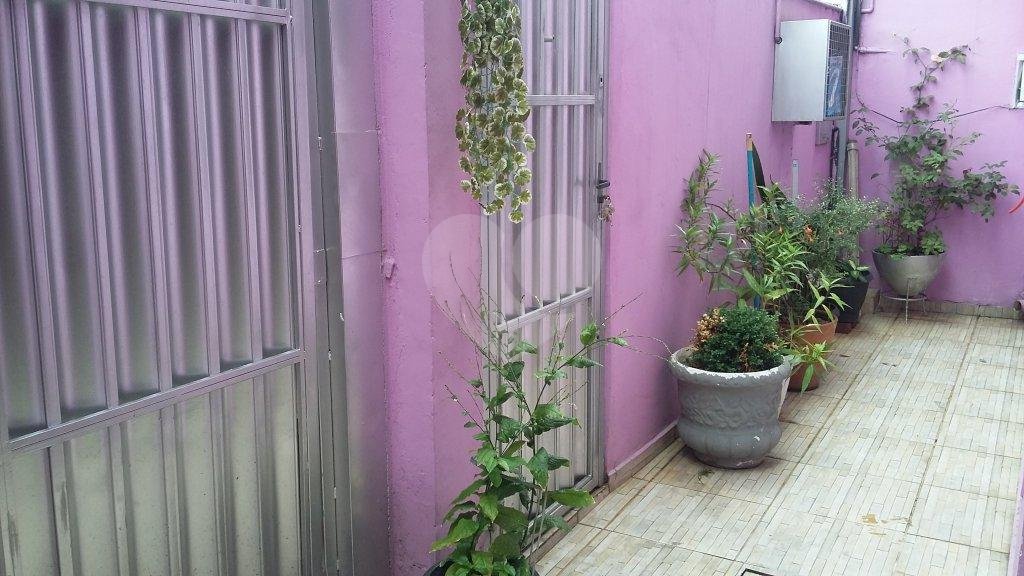 Sobrado à venda com 3 quartos em Parque Peruche, São Paulo, SP
