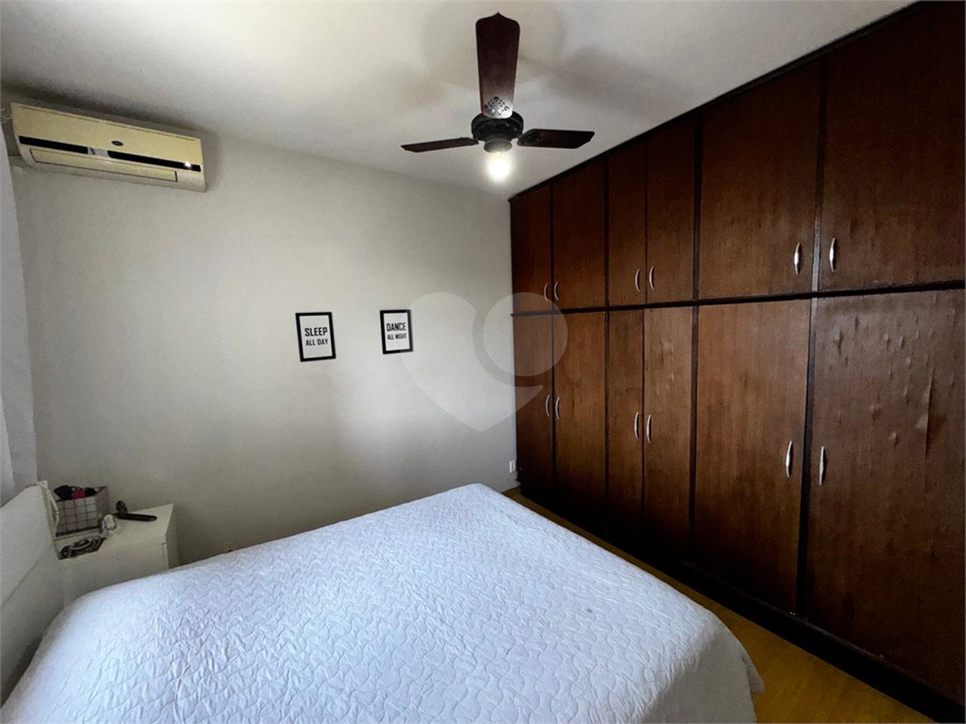 Apartamento à venda com 3 quartos, sendo 1 suíte,  em Jardim Guanabara, Rio de Janeiro, RJ