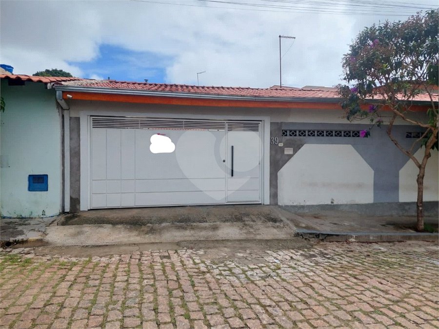 Casa de Vila à venda com 3 quartos em Jardim Santa Cruz, Salto, SP
