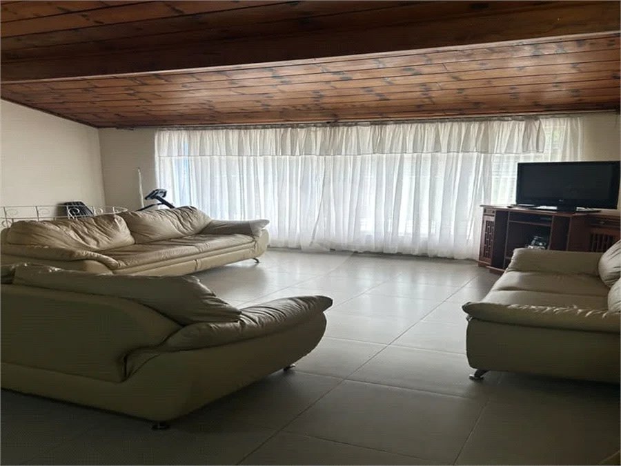 Sítio à venda com 5 quartos, sendo 2 suítes,  em Marmeleiro, São Roque, SP