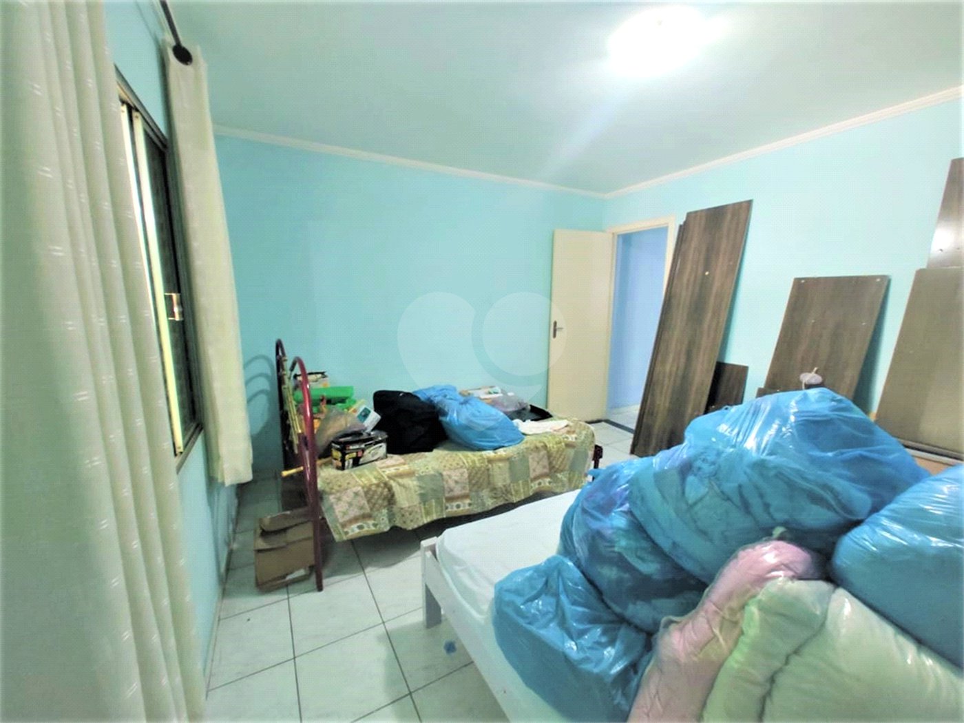 Sobrado à venda com 4 quartos, sendo 1 suíte, em Jardim Regina, São Paulo, SP
