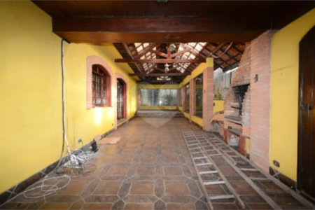 Casa à venda com 5 suítes em Capela do Socorro, São Paulo, SP