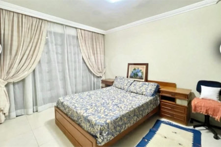 Casa dos sonhos a venda - Sobrado com Piscina no Jardim da Saúde, 270m² , 4 dorm., 2 suítes, 4 vagas, banheira , lareira, churrasqueira, terreno: 360 m²
