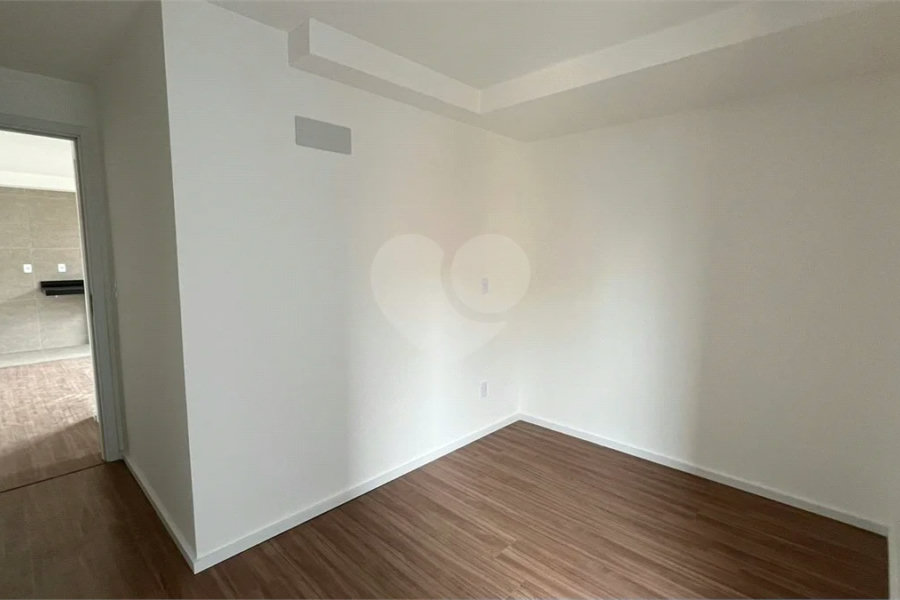 Apartamento à venda com 2 quartos, sendo 1 suíte, no Centro, Poços de Caldas - MG
