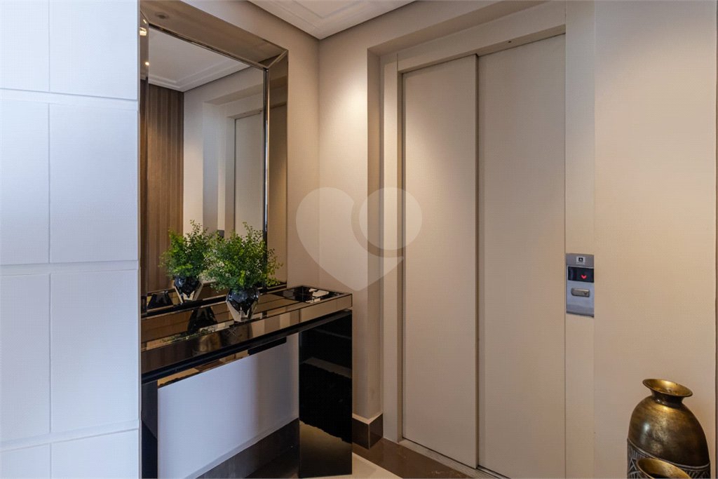 APARTAMENTO IPIRANGA COM 4 SUÍTES E 3 VAGAS - REFORMADO!