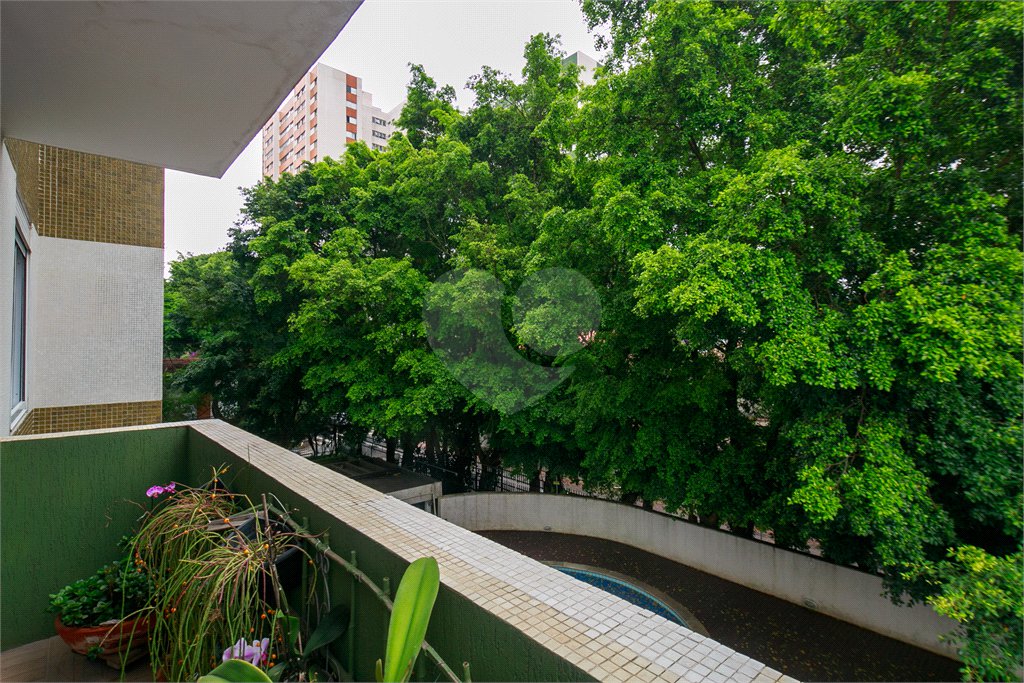 Apartamento à venda com 4 quartos, sendo 1 suíte, em Chácara Santo Antônio (zona Sul), São Paulo, SP