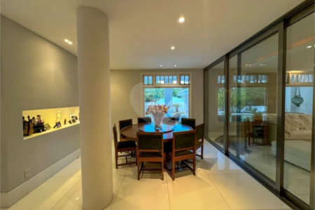Casa à venda com 5 suítes no condomínio Malibu, Rio de Janeiro - RJ