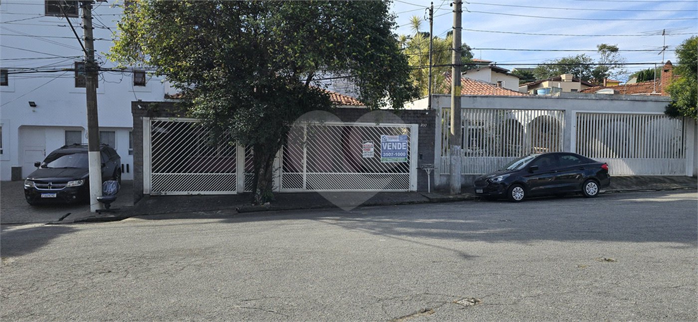 Casa à venda com 3 quartos, sendo 1 suíte, em Lar São Paulo, São Paulo, SP