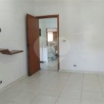 Casa à venda com 4 quartos, sendo 2 suítes, em Barreiro, Mairiporã, SP