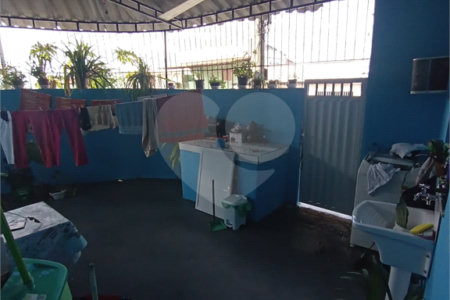 Triplex à venda com 5 quartos, sendo 1 suíte, em Santíssimo, Rio de Janeiro, RJ