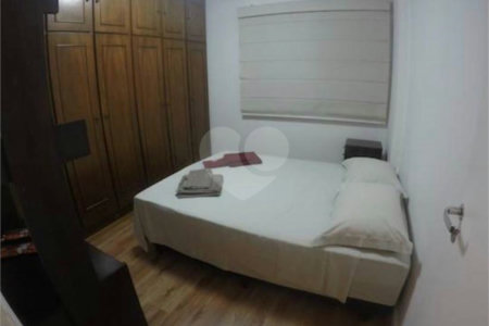 Apartamento à venda com 3 quartos em Vila Romana, São Paulo, SP