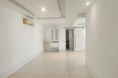 Cobertura à venda com 4 quartos, sendo 3 suítes, em Recreio dos Bandeirantes, Rio de Janeiro, RJ