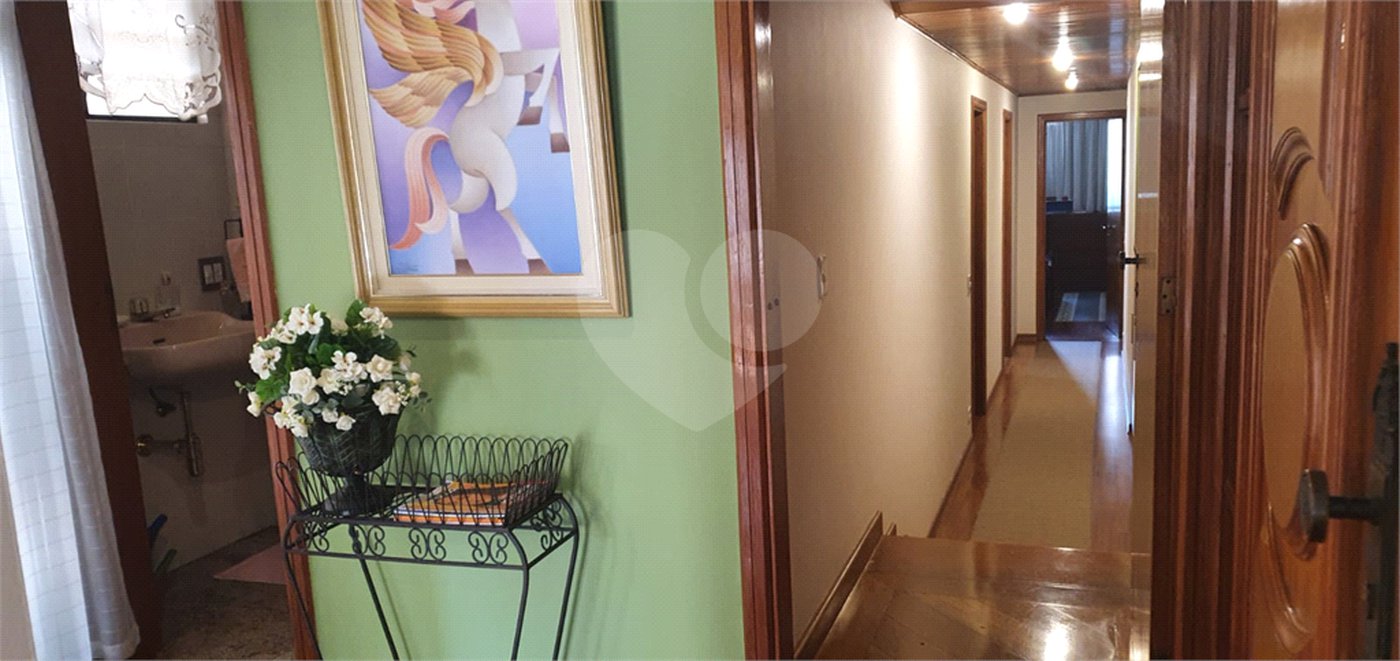 Apartamento à venda com 4 quartos, sendo 3 suítes,  em Perdizes, São Paulo, SP