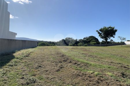 Terreno à venda no condomínio Saint Patrick, Sorocaba - SP