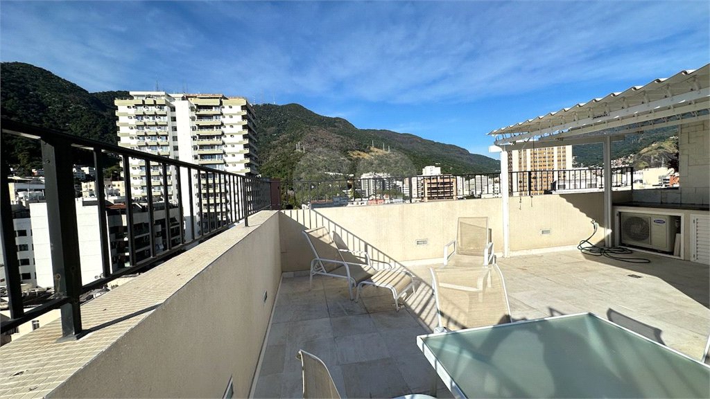 Cobertura à venda com 4 quartos, sendo 2 suítes,  em Tijuca, Rio de Janeiro, RJ