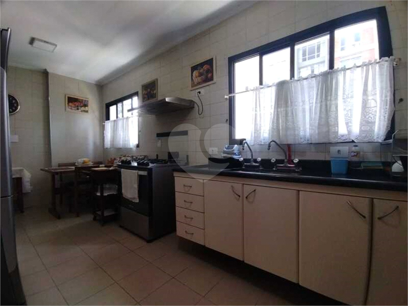 Apartamento à venda com 4 quartos, sendo 2 suítes, em Campo Belo, São Paulo, SP