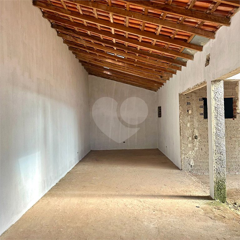 Casa à venda com 4 quartos, sendo 2 suítes, em Portal dos Pinheiros II, Itapetininga, SP