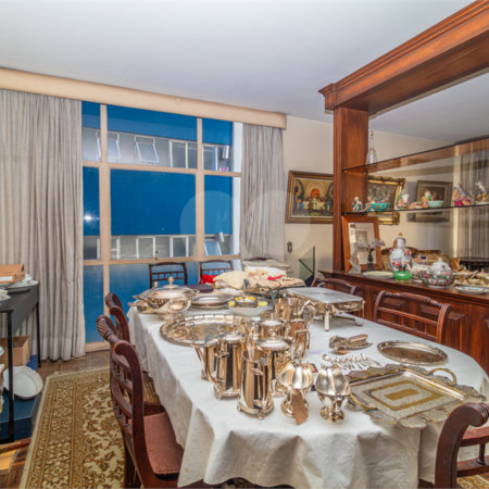 Apartamento à venda com 4 quartos, sendo 1 suíte,  em Higienópolis, São Paulo, SP