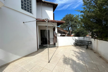 Sobrado à venda com 5 quartos, sendo 1 suíte, em Jardim Marisa, São Paulo, SP