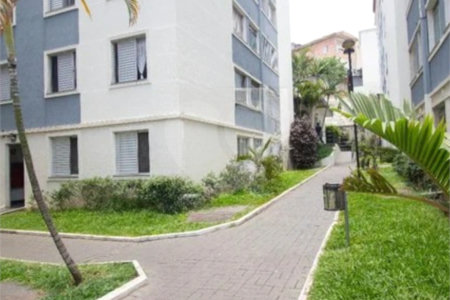 Apartamento à venda com 2 quartos em Vila Regina, São Paulo, SP