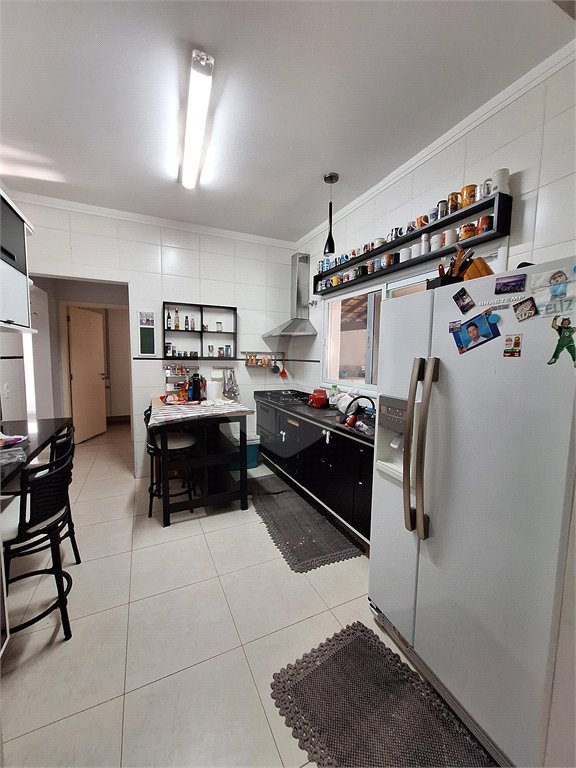 Casa à venda com 3 suítes no condomínio Villaggio Capriccio, Louveira - SP