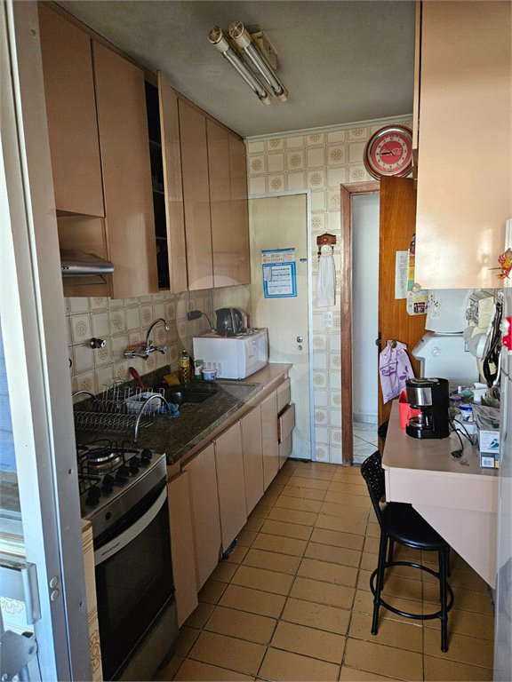 Casa à venda com 3 quartos, sendo 1 suíte, no condomínio Jconde de Irajá, São Paulo - SP