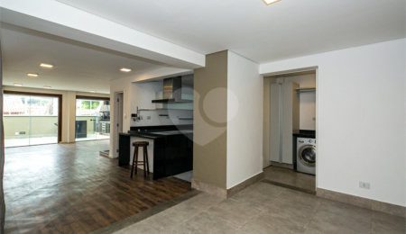 Casa à venda com 3 quartos, sendo 1 suíte, em Campo Belo, São Paulo, SP
