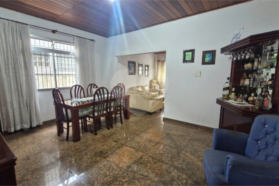 Casa à venda com 2 suítes em Santana, São Paulo, SP