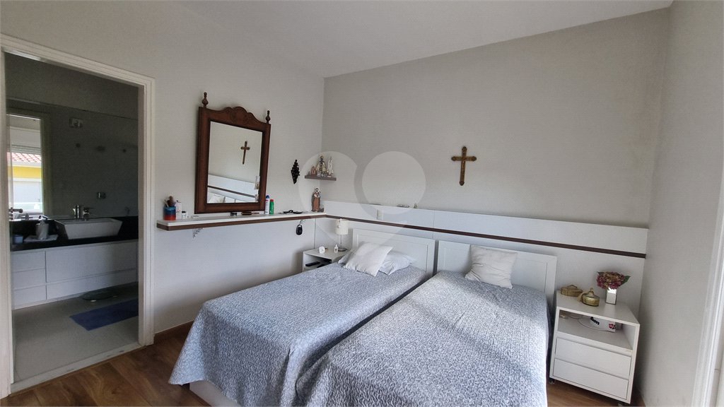 Casa à venda com 3 quartos, sendo 1 suíte,  no condomínio Vivendas do Lago, Sorocaba - SP