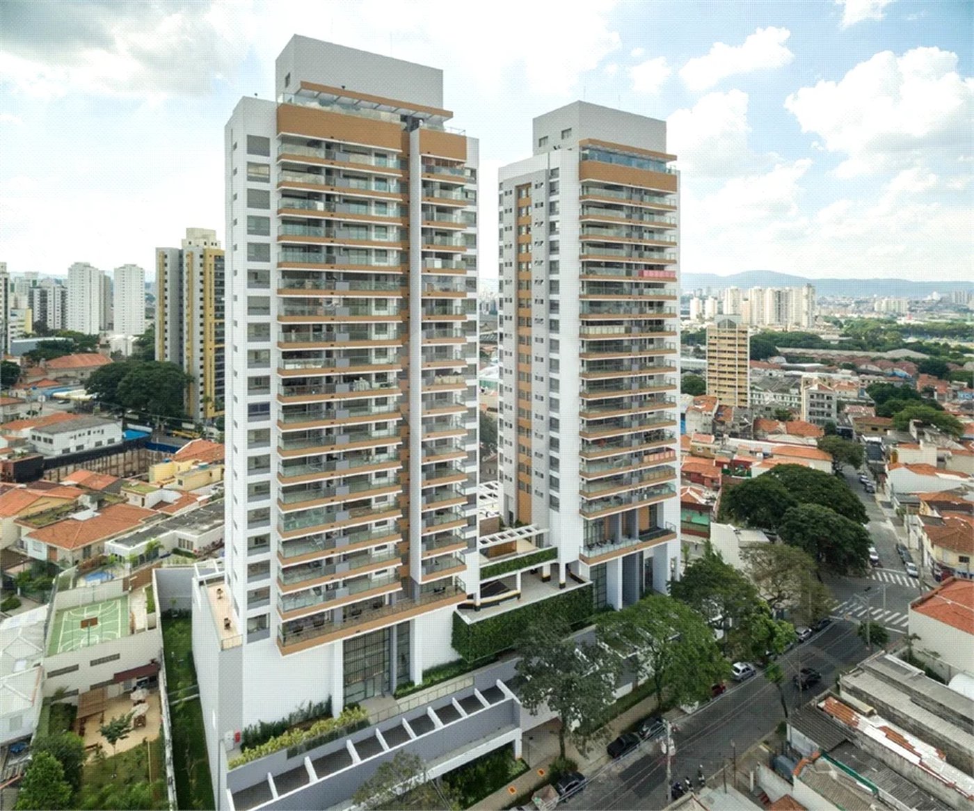 Apartamento à venda com 2 quartos, sendo 1 suíte,  em Vila Romana, São Paulo, SP