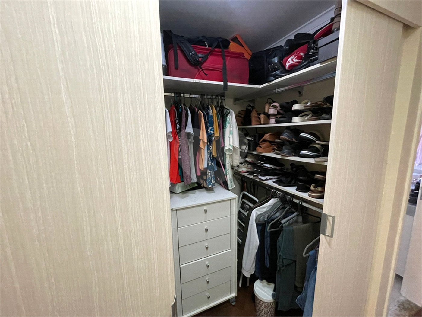 Sobrado à venda com 3 suítes em Vila Mariza Mazzei, São Paulo, SP
