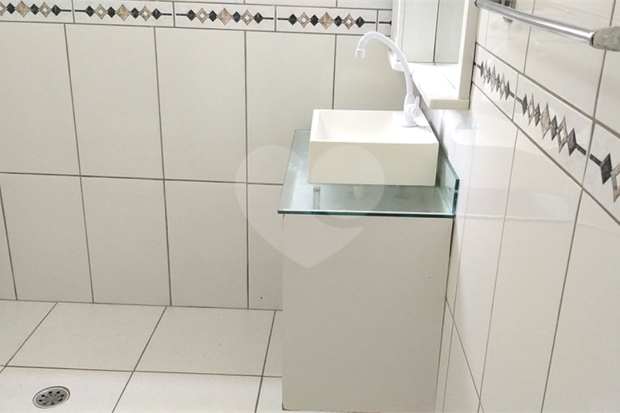 Sobrado à venda com 3 quartos em Água Fria, São Paulo, SP