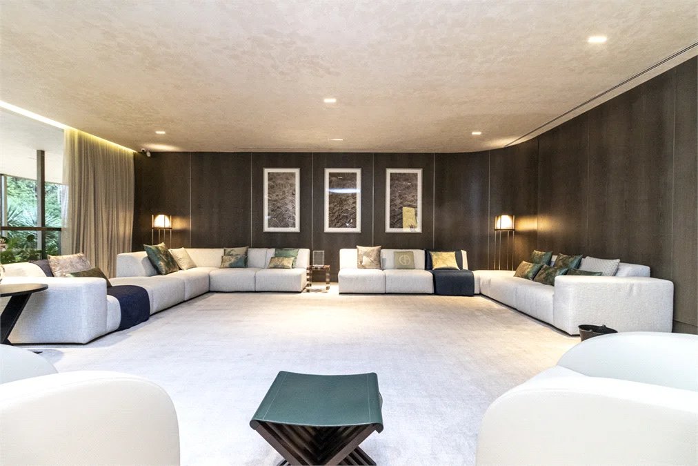 Apartamento à venda com 4 suítes em Jardim Guedala, São Paulo, SP