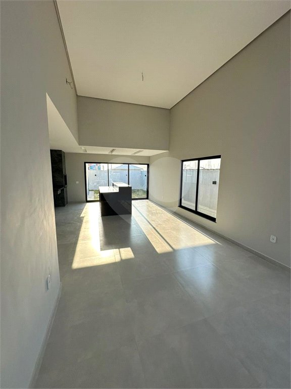 Casa à venda com 3 quartos, sendo 1 suíte, em Nova São Pedro, São Pedro da Aldeia, RJ